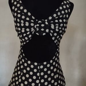 Gillian dress, sz 8 polka dots, form fitting, sexy
